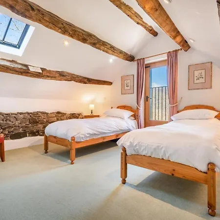 4 Bed In Thornthwaite Sz232 ブレイスウェイト