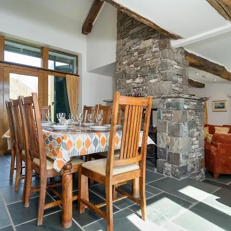 4 Bed In Thornthwaite Sz232